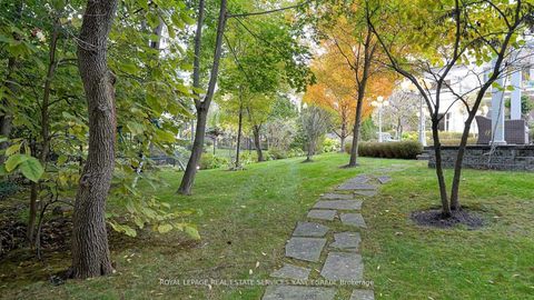 Photo 18 at 101 Forest Heights Boulevard, Windfields, Toronto