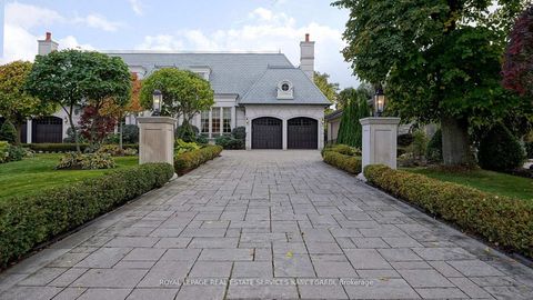 Photo 46 at 101 Forest Heights Boulevard, Windfields, Toronto