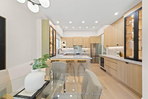 Photo 13 at 35 Beechwood Drive, Broadview North, Toronto