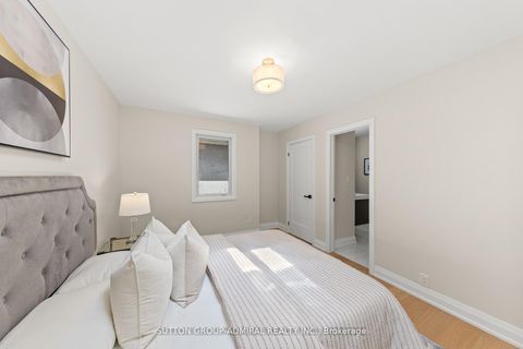 Photo 33 at 35 Beechwood Drive, Broadview North, Toronto