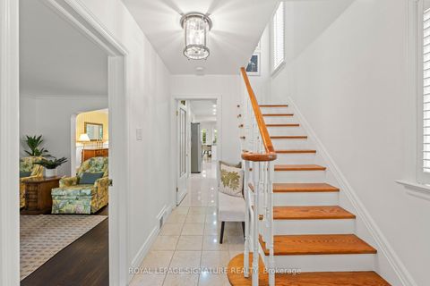 Photo 4 at 5 Armour Boulevard, Nortown, Toronto