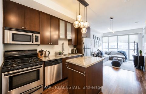 Photo 1 at 802 - 1 Shaw Street, Niagara, Toronto