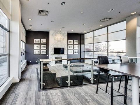 Photo 8 at 802 - 1 Shaw Street, Niagara, Toronto