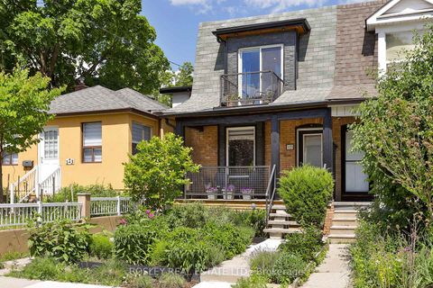 Photo 2 at 121 Blackthorn Avenue, Pellam Park, Toronto