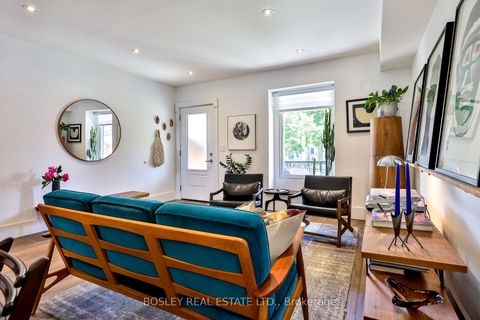 Photo 3 at 121 Blackthorn Avenue, Pellam Park, Toronto
