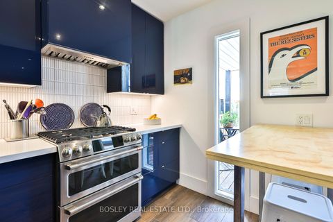 Photo 13 at 121 Blackthorn Avenue, Pellam Park, Toronto