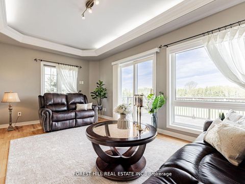 Photo 4 at 614 Mcbean Avenue N, Wyndham, Newmarket