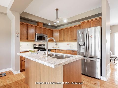 Photo 14 at 614 Mcbean Avenue N, Wyndham, Newmarket