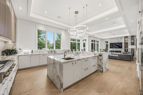 Photo 17 at 15 Sulgrave Crescent, Windfields, Toronto