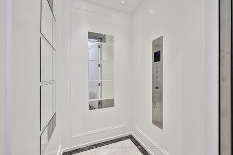 Photo 20 at 15 Sulgrave Crescent, Windfields, Toronto