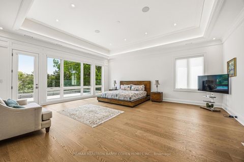 Photo 27 at 15 Sulgrave Crescent, Windfields, Toronto