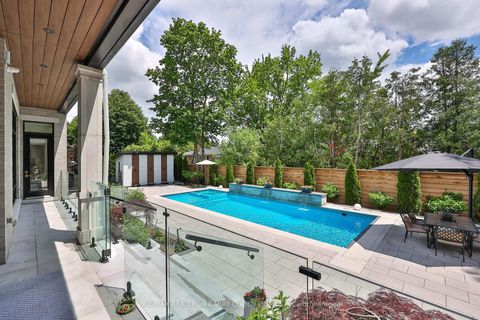 Photo 31 at 15 Sulgrave Crescent, Windfields, Toronto