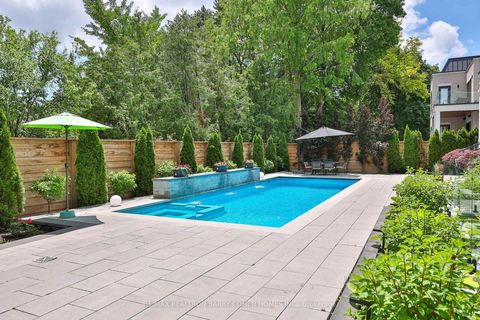 Photo 35 at 15 Sulgrave Crescent, Windfields, Toronto