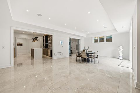 Photo 39 at 15 Sulgrave Crescent, Windfields, Toronto