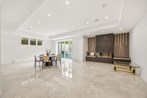 Photo 41 at 15 Sulgrave Crescent, Windfields, Toronto