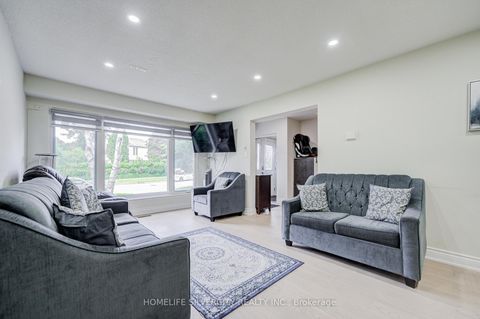 Photo 1 at 160 Purvis Crescent, Malvern, Toronto