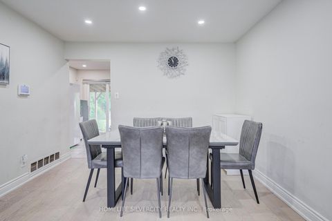 Photo 2 at 160 Purvis Crescent, Malvern, Toronto