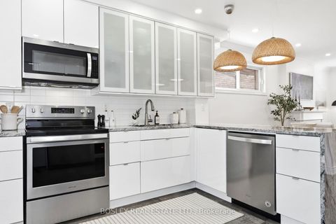 Photo 12 at 682 Milverton Boulevard, Danforth, Toronto