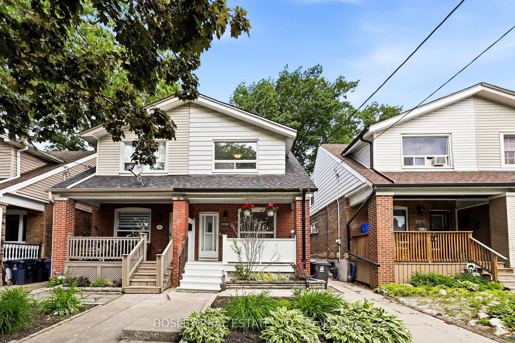 682 Milverton Boulevard, Danforth, Toronto photo 4