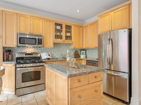Photo 15 at 255 Cocksfield Avenue, Bathurst Manor, Toronto