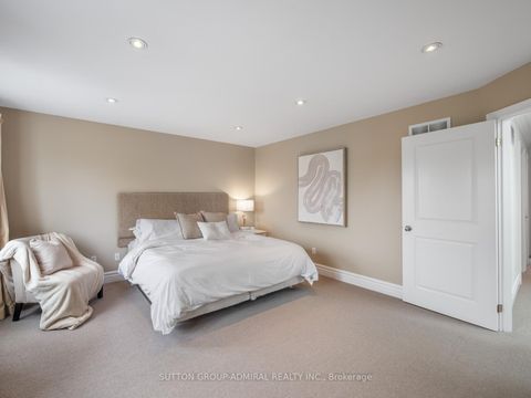 Photo 26 at 255 Cocksfield Avenue, Bathurst Manor, Toronto