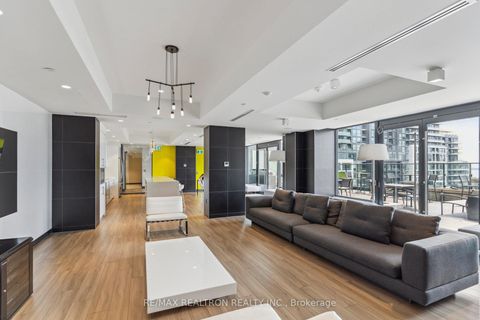 Photo 30 at 325 - 158 Front Street E, Moss Park, Toronto