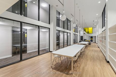 Photo 32 at 325 - 158 Front Street E, Moss Park, Toronto