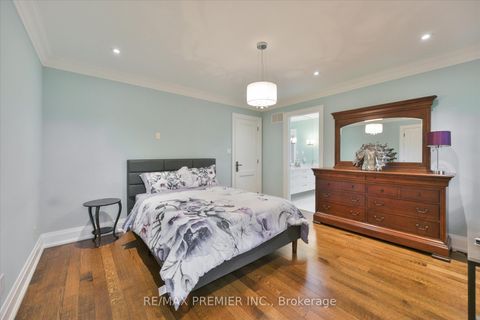 Photo 32 at 3 Cowley Avenue, City Centre West, Toronto