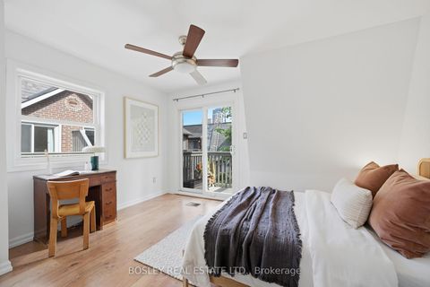 Photo 17 at B - 889 Adelaide Street W, Niagara, Toronto
