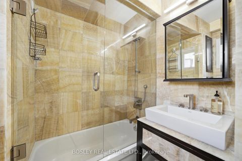 Photo 27 at B - 889 Adelaide Street W, Niagara, Toronto