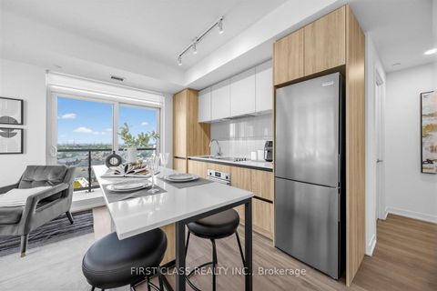 Photo 9 at 1111 - 7950 Bathurst Street, Beverley Glen, Vaughan