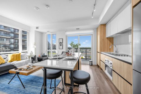 Photo 10 at 1111 - 7950 Bathurst Street, Beverley Glen, Vaughan