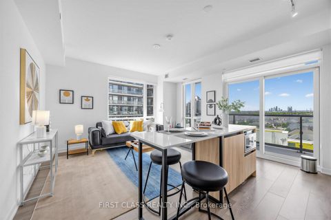 Photo 11 at 1111 - 7950 Bathurst Street, Beverley Glen, Vaughan