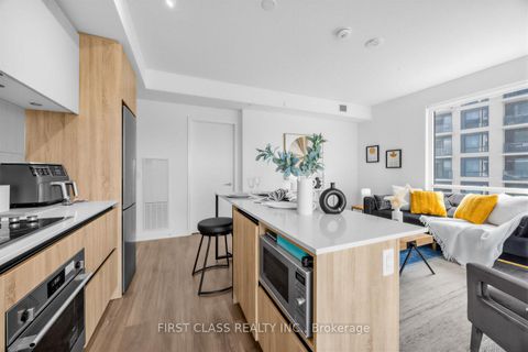 Photo 12 at 1111 - 7950 Bathurst Street, Beverley Glen, Vaughan