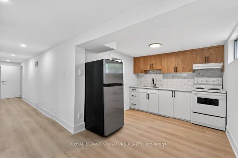 Photo 28 at 297 Kennedy Road, Cliffside, Toronto