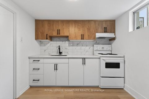Photo 31 at 297 Kennedy Road, Cliffside, Toronto