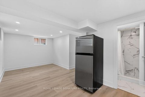Photo 32 at 297 Kennedy Road, Cliffside, Toronto