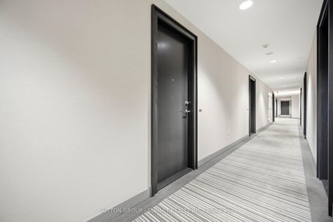 Photo 4 at 3114 - 105 THE QUEENSWAY, Swansea, Toronto