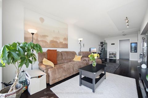 Photo 15 at 3114 - 105 THE QUEENSWAY, Swansea, Toronto