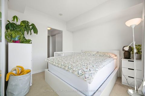 Photo 18 at 3114 - 105 THE QUEENSWAY, Swansea, Toronto