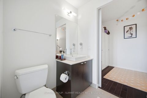 Photo 21 at 3114 - 105 THE QUEENSWAY, Swansea, Toronto