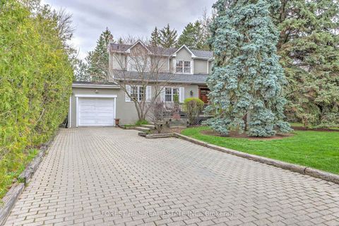Photo 2 at 48 Grangemill Crescent, Don Mills, Toronto