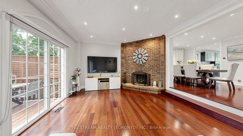 Photo 2 at 31 Bowood Avenue, Lawrence Park North, Toronto