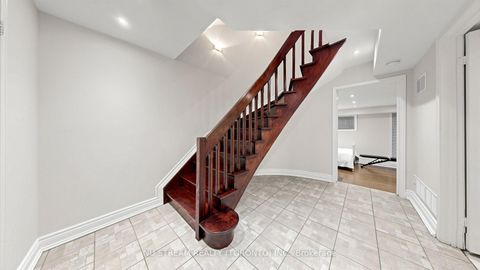 Photo 17 at 31 Bowood Avenue, Lawrence Park North, Toronto