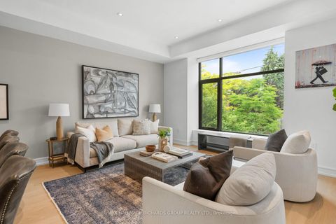 Photo 5 at 21 Stuart Crescent, Westgate, Toronto