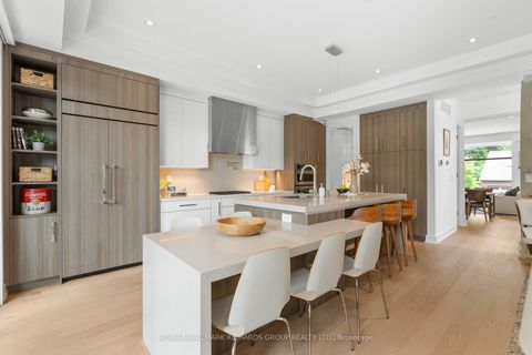 Photo 14 at 21 Stuart Crescent, Westgate, Toronto