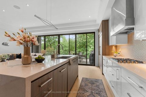 Photo 15 at 21 Stuart Crescent, Westgate, Toronto