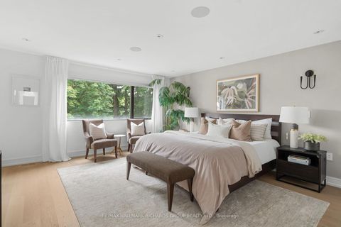 Photo 18 at 21 Stuart Crescent, Westgate, Toronto