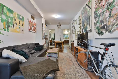 Photo 1 at 131 George Street, Moss Park, Toronto
