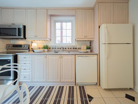 Photo 12 at 51 Floyd Avenue, Broadview North, Toronto